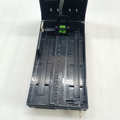 Diebold DN100 5500 ATM Maschinenteile Ausgabekassette 00155842000G