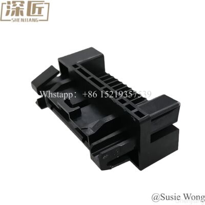 Die Ausrüstung für den Geldautomaten Diebold Nixdorf DN200